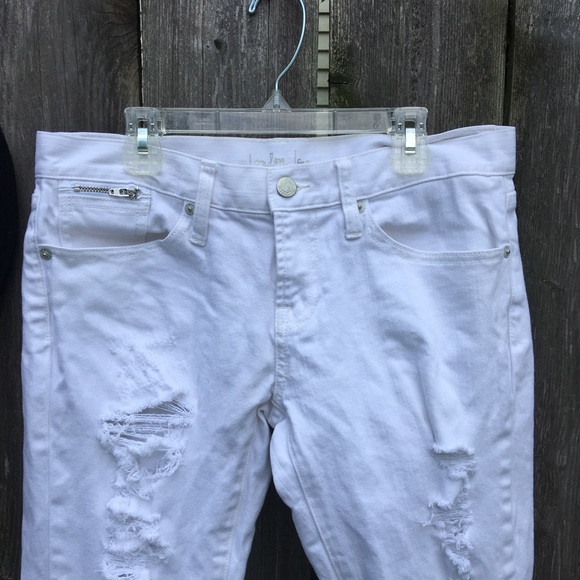 London Jean~White Distressed Jeans - Picture 2 of 16
